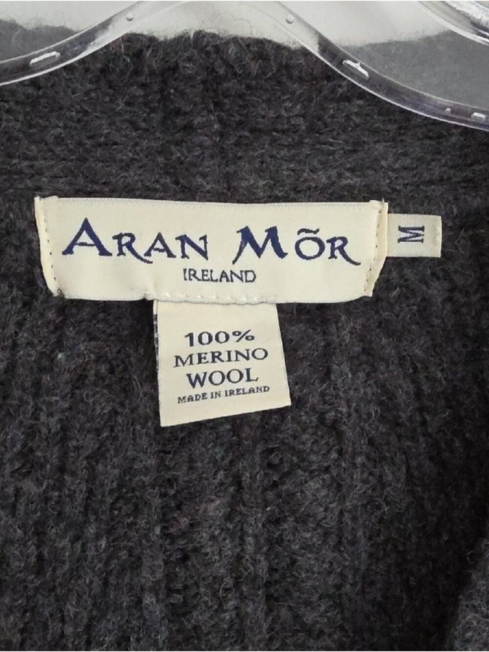 ARAN Mor | chunky cable knit charcoal wool cardigan sweater vintage Sz M - Picture 2 of 6
